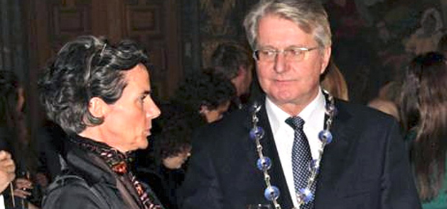 Karette Stensæth talks with Oslo Mayor Fabian Stang about RHYME during the reception in Oslo City Hall Photo: NMH